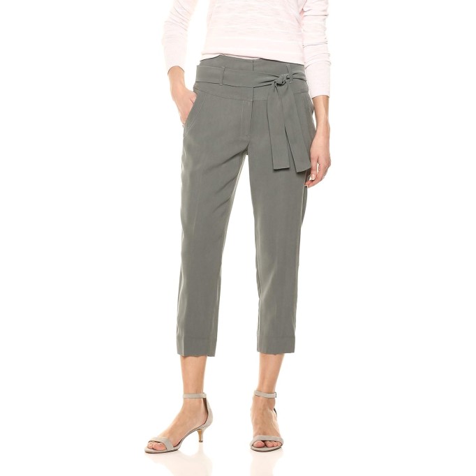 Women's Wide Waist Cropped Pant